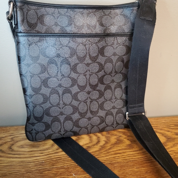 Black Coach Crossbody - Picture 2 of 10